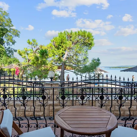 Apartments By The Sea Kraj, Pasman - 3460 Apartman *