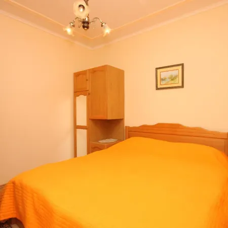 公寓 By The Sea Kraj, - 3460 Pašman