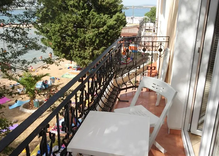 By The Sea Kraj, - 3460 아파트 Pašman