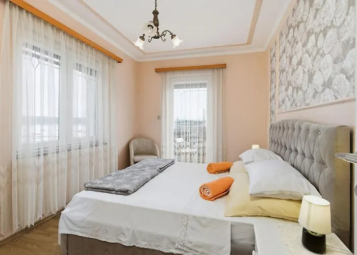 By The Sea Kraj - - 3460 * Pašman