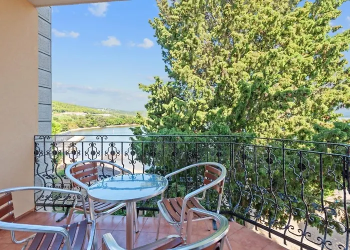 By The Sea Kraj - - 3460 Pašman