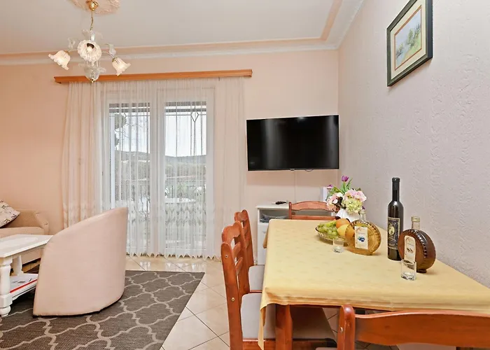 By The Sea Kraj - - 3460 * Pašman